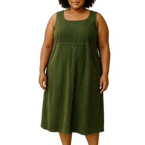 White Stag Size XL (16/18) Dress Sleeveless Back Zip & Slit Olive Green